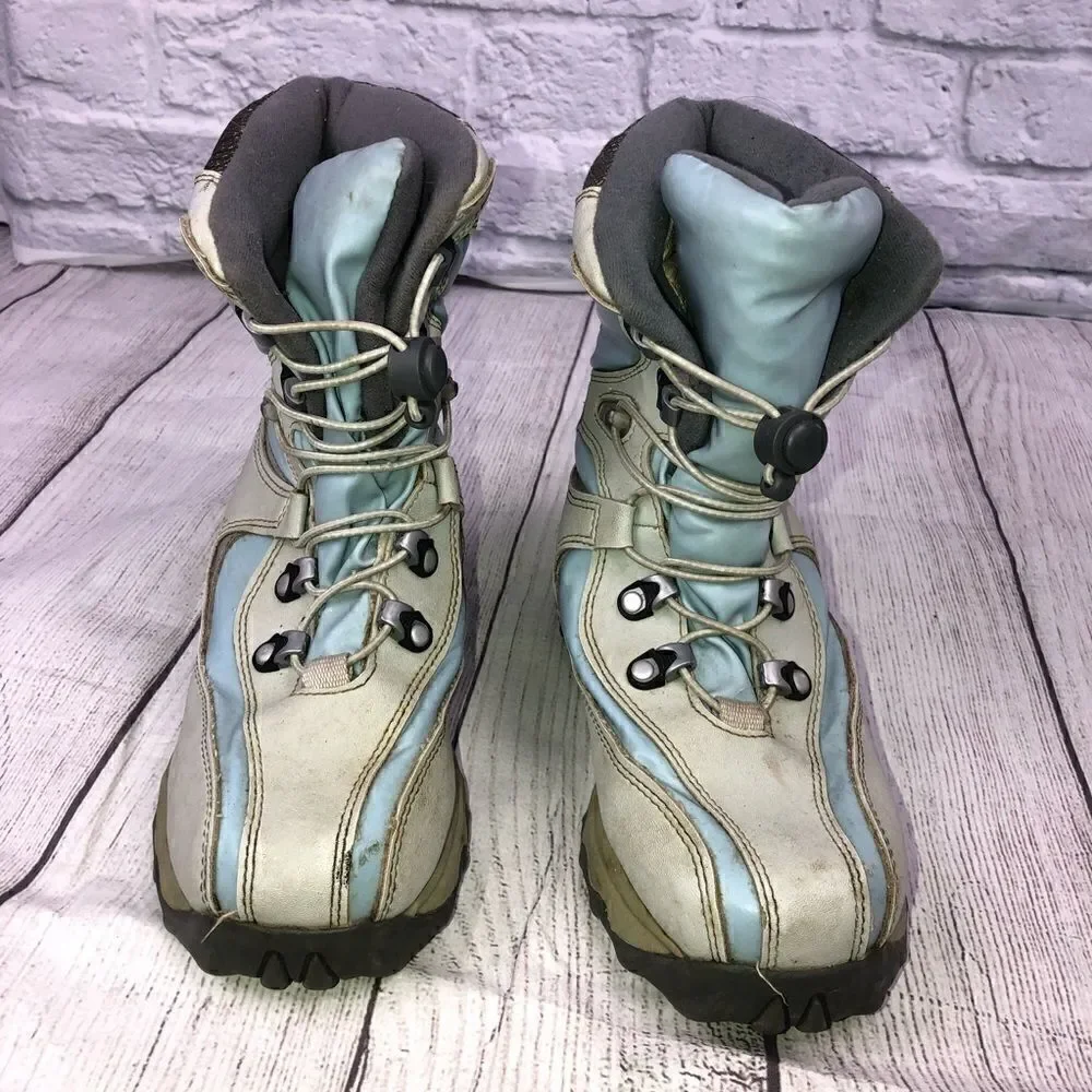 Target Girls winter boots w/elastic laces and cinch ties clasp blue/grey sz 4